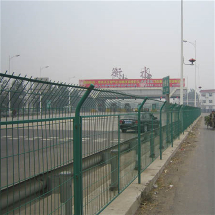 公路護欄網案例展示圖片4