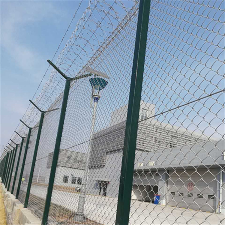 鋁包鋼機場圍界案例展示圖片3 鋁包鋼機場圍界案例展示圖片3