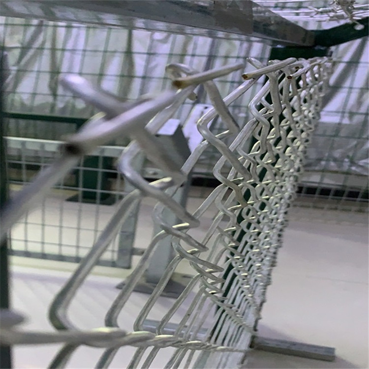 鋁包鋼機場圍界案例展示圖片1 鋁包鋼機場圍界案例展示圖片1